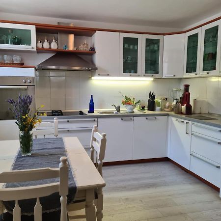 Apartmani Maretimo Primošten Buitenkant foto